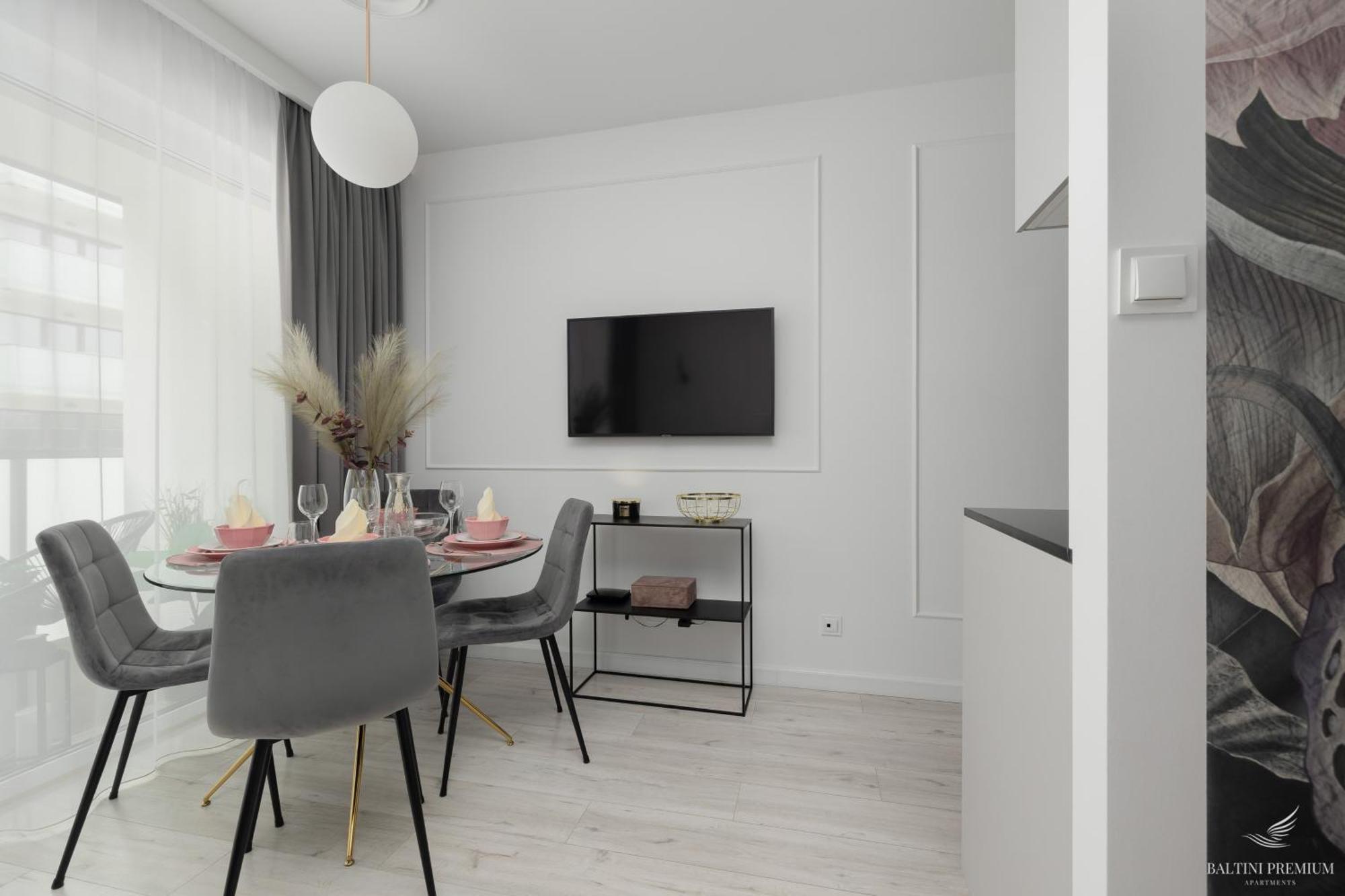 Baltini Premium Apartament Kasprowicza 20 A-B Z Basenem, Saunami I Jacuzzi 코워브제크 외부 사진